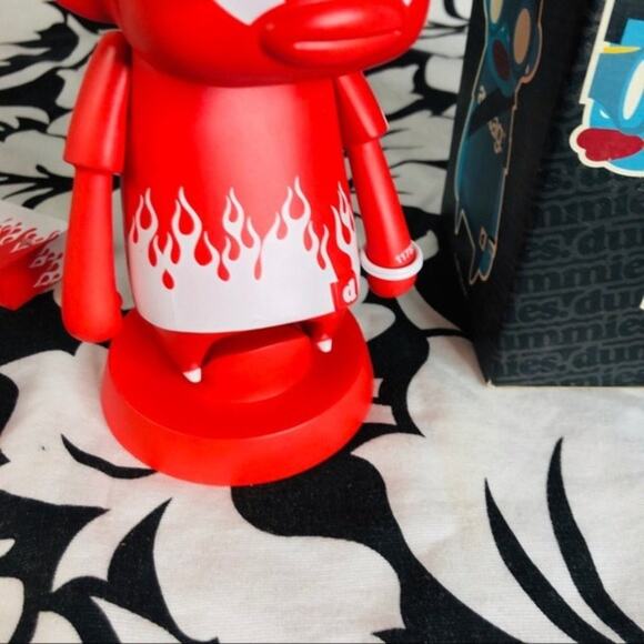 Tobyhk 2006 Kaching Dumb Dummies Red Ver Vinyl Toy - Picture 11 of 16